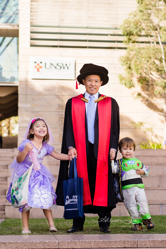Dad with kids at UNSW graduation